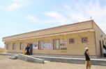 افتتاح مرکز خدمات جامع سلامت شهید سلیمانی در۷۵ کیلومتری قلعه گنج به رمشک