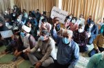 دستنوشته های عزل بخشدار و تغییر در منطقه در نمازجمعه بلوک / تصاویر دستنوشته های عزل بخشدار و تغییر در منطقه در نمازجمعه بلوک / تصاویر