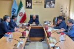مدیرکل ثبت اسناد و املاک استان کرمان:صدا و سیما ظرفیت تبیینی بالایی برای دعوت از کشاورزان به اخذ سند مالکیت دارد مدیرکل ثبت اسناد و املاک استان کرمان:صدا و سیما ظرفیت تبیینی بالایی برای دعوت از کشاورزان به اخذ سند مالکیت دارد