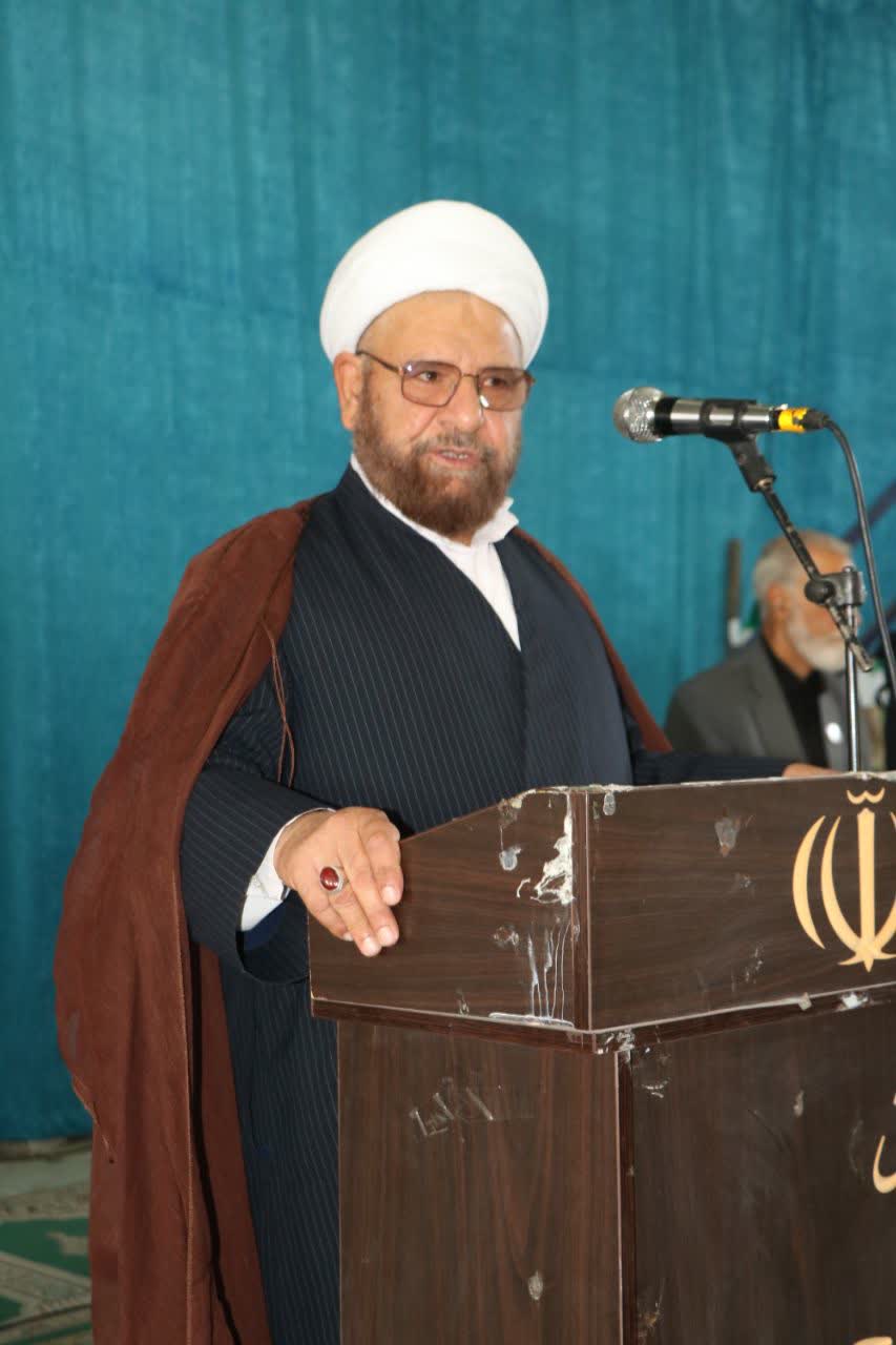 امام جمعه جیرفت: اربعین، راهبرد الهی برای نجات بشریت از جهالت/تصاویر