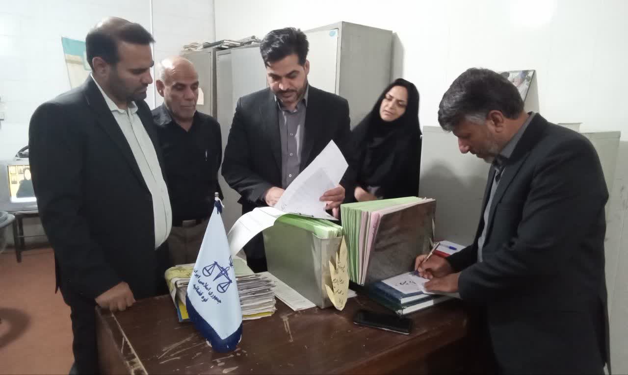 بازدید رئیس دادگستری شهرستان جیرفت از شورای حل اختلاف شهر علی آباد