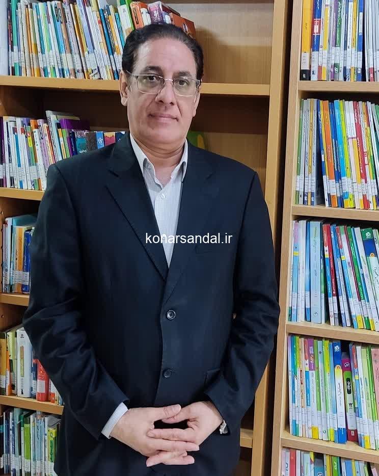 محمدعلی اعظمی سرپرست اداره کتابخانه های عمومی شهرستان جیرفت : ایران را باید با اندیشه ساخت، با دانایی حفظ کرد و با همدلی پیش برد