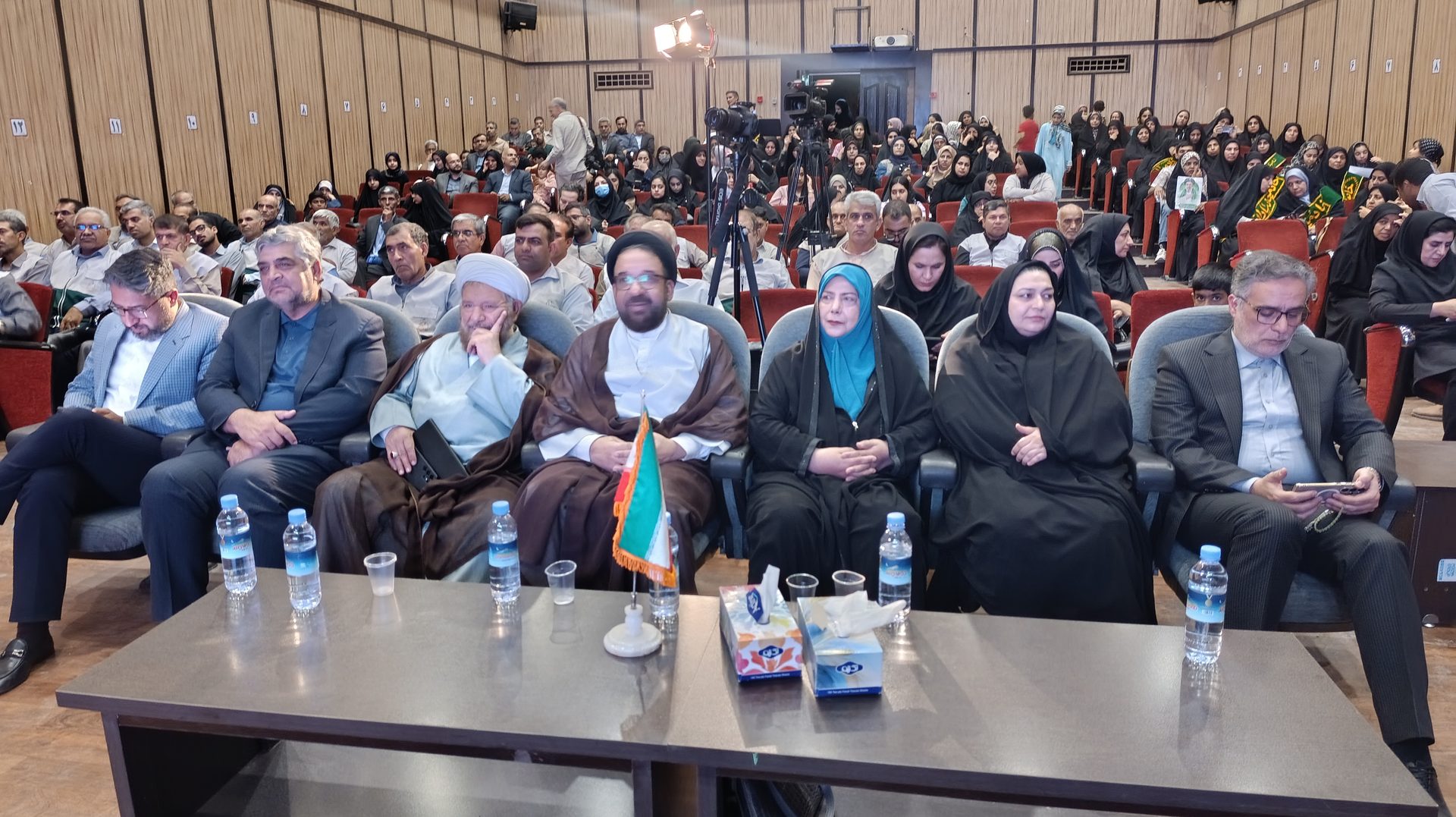 اختتامیه نخستین پویش ملی «ایران امام رضایی» در جیرفت برگزار شد/تصاویر